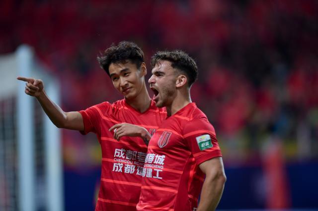 【中超】杨明洋远射韦世豪建功 蓉城2比1浙江队